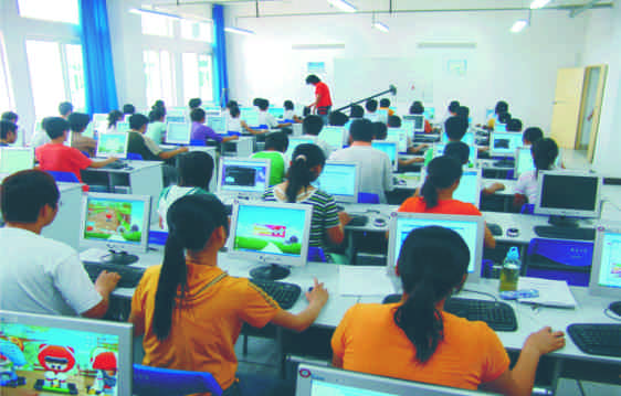 西安高新科技学院实验实训——动漫制作实训室软件设计制作探索